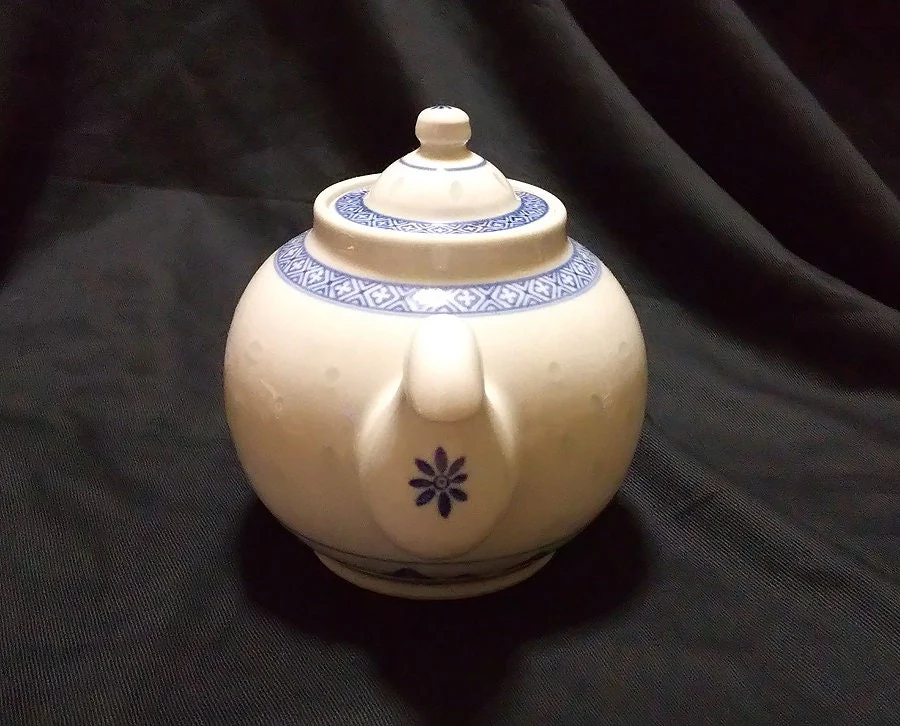 Chinese Antique Art 景德镇 Jingdezhen SENCHA Teapot White Pottery, Porcelain  / Break Rest Relax Oolong Tea Green Tea Decoct Tea time 350g P1 - Image 4