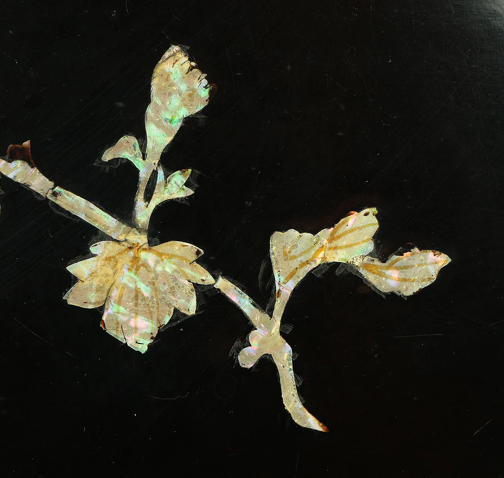 'Chrysanthemum and Butterfly' Inlaid Raden Mother of Pearl Black Lacquer Wooden Incense Burner Stand Flower Stand Bonsai Stand VA306 - Image 12