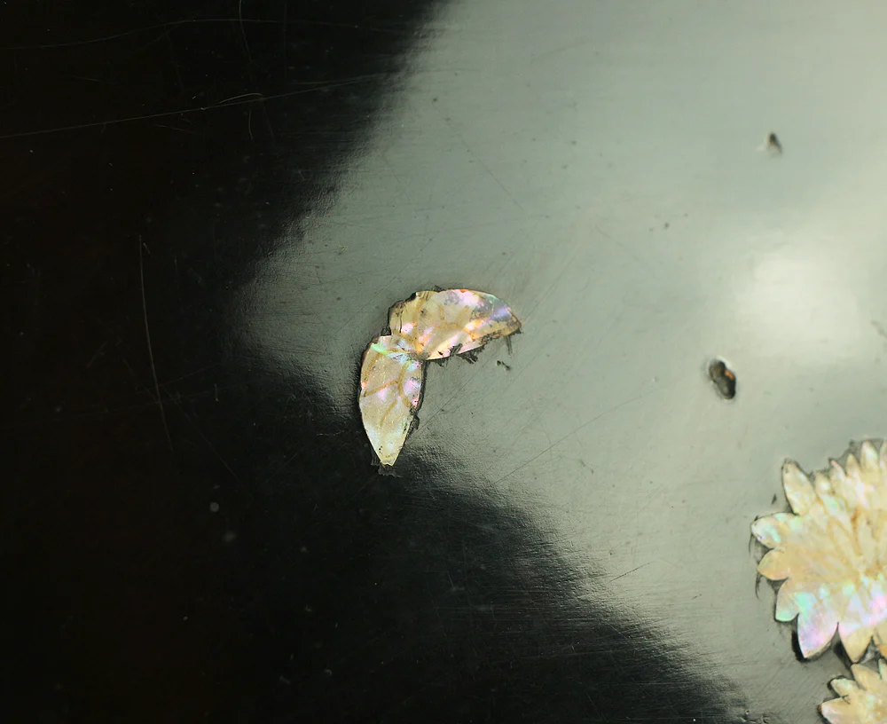 'Chrysanthemum and Butterfly' Inlaid Raden Mother of Pearl Black Lacquer Wooden Incense Burner Stand Flower Stand Bonsai Stand VA306 - Image 15