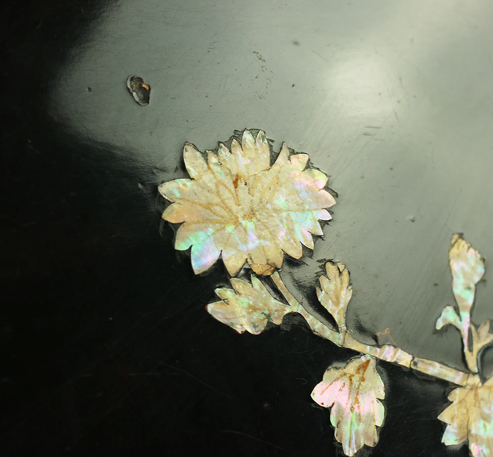 'Chrysanthemum and Butterfly' Inlaid Raden Mother of Pearl Black Lacquer Wooden Incense Burner Stand Flower Stand Bonsai Stand VA306 - Image 16