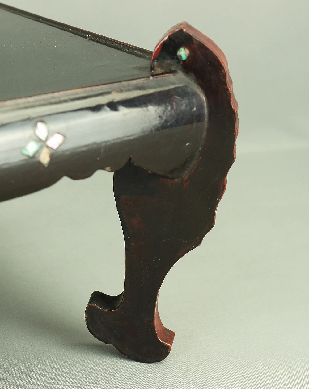 'Chrysanthemum and Butterfly' Inlaid Raden Mother of Pearl Black Lacquer Wooden Incense Burner Stand Flower Stand Bonsai Stand VA306 - Image 24