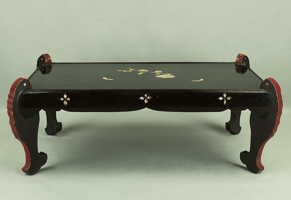 'Chrysanthemum and Butterfly' Inlaid Raden Mother of Pearl Black Lacquer Wooden Incense Burner Stand Flower Stand Bonsai Stand VA306 - Image 4