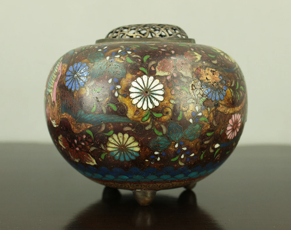 Cloisonne Phoenix and Chrysanthemum Pattern Three-legged Censer Incense Burner VA856 - Image 7