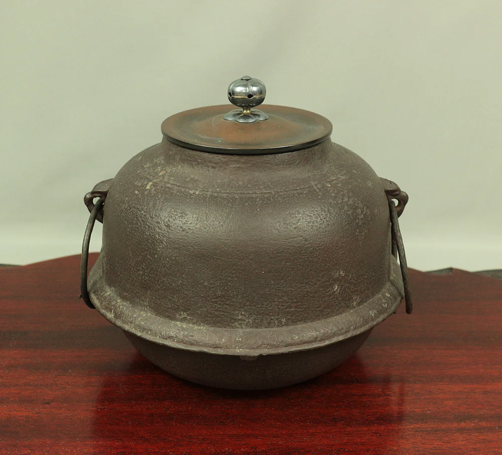 FUROGAMA CHAGAMA Iron Kettle to boil water Copper Brazier, & Electric Heating 100V 410W Weight about 10kg Japanese Tea Ceremony utensil V424 - Image 6