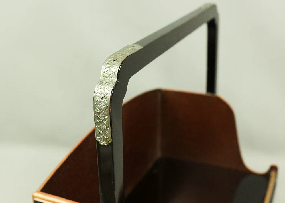 Handy Portable Tobacco Tray Box Gold Maki-e Urushi Lacquerware Age around 1900-1940 "Gold Pine Tree design" Traditional Ornaments V645 - Image 11