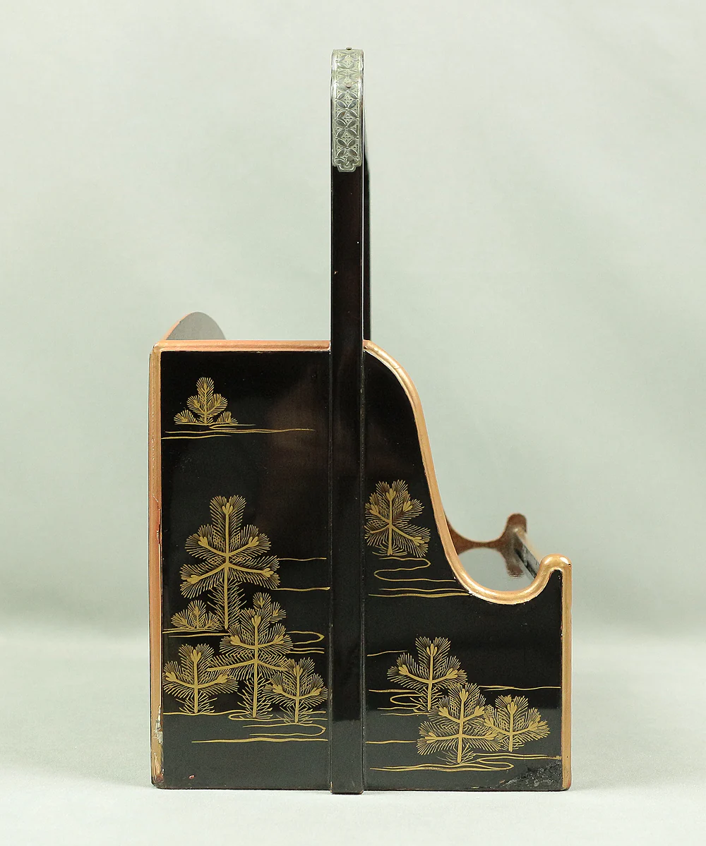Handy Portable Tobacco Tray Box Gold Maki-e Urushi Lacquerware Age around 1900-1940 "Gold Pine Tree design" Traditional Ornaments V645 - Image 23