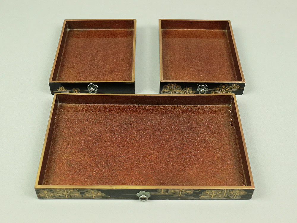 Handy Portable Tobacco Tray Box Gold Maki-e Urushi Lacquerware Age around 1900-1940 "Gold Pine Tree design" Traditional Ornaments V645 - Image 35