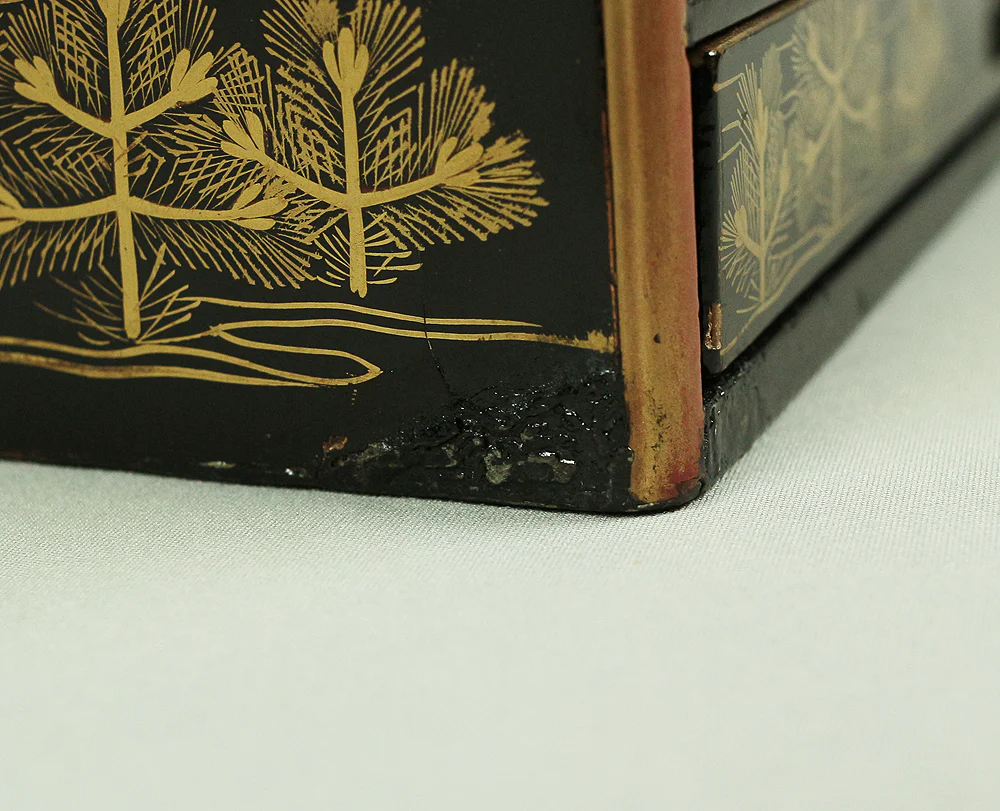 Handy Portable Tobacco Tray Box Gold Maki-e Urushi Lacquerware Age around 1900-1940 "Gold Pine Tree design" Traditional Ornaments V645 - Image 38