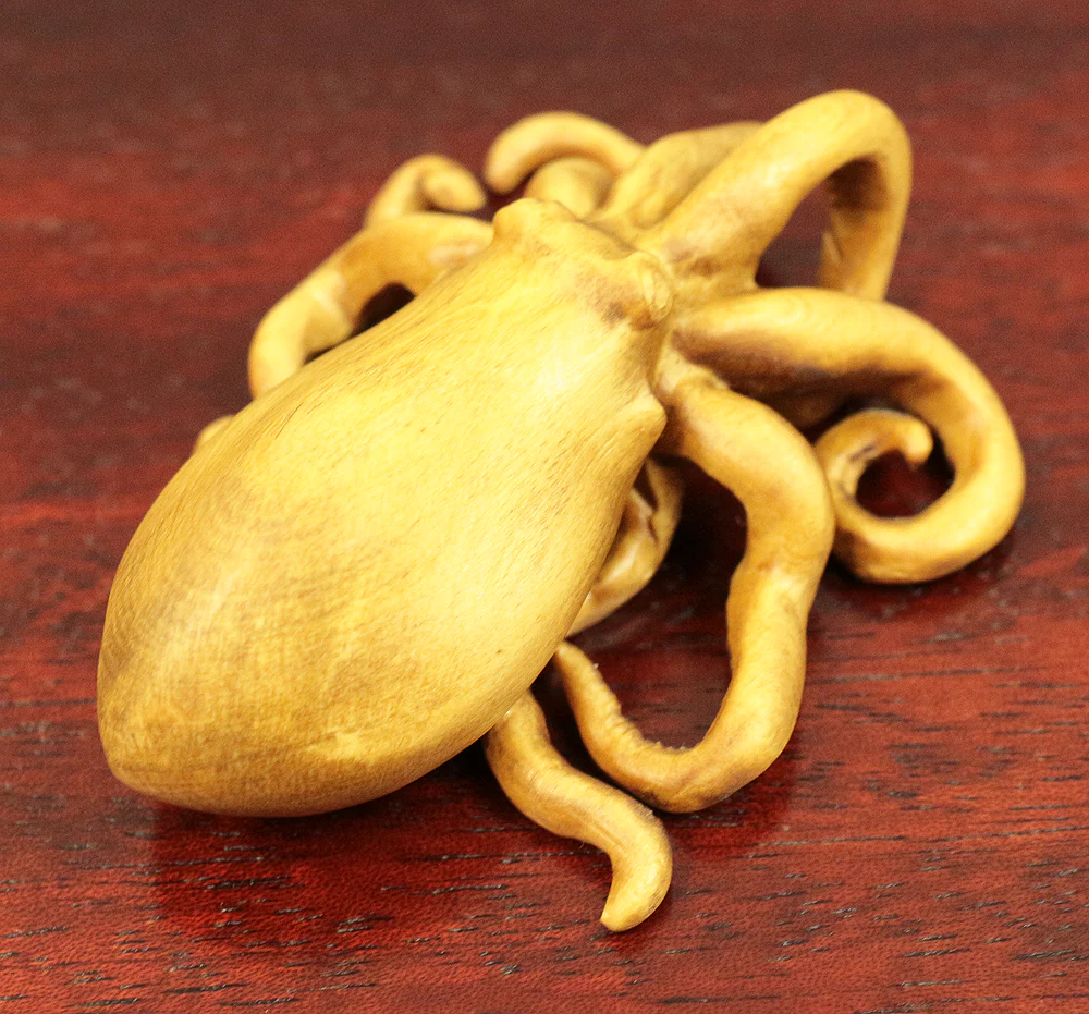 Japanese elaborated wood carving Very tiny octopus Okimono ornament figurine V595 - Image 5