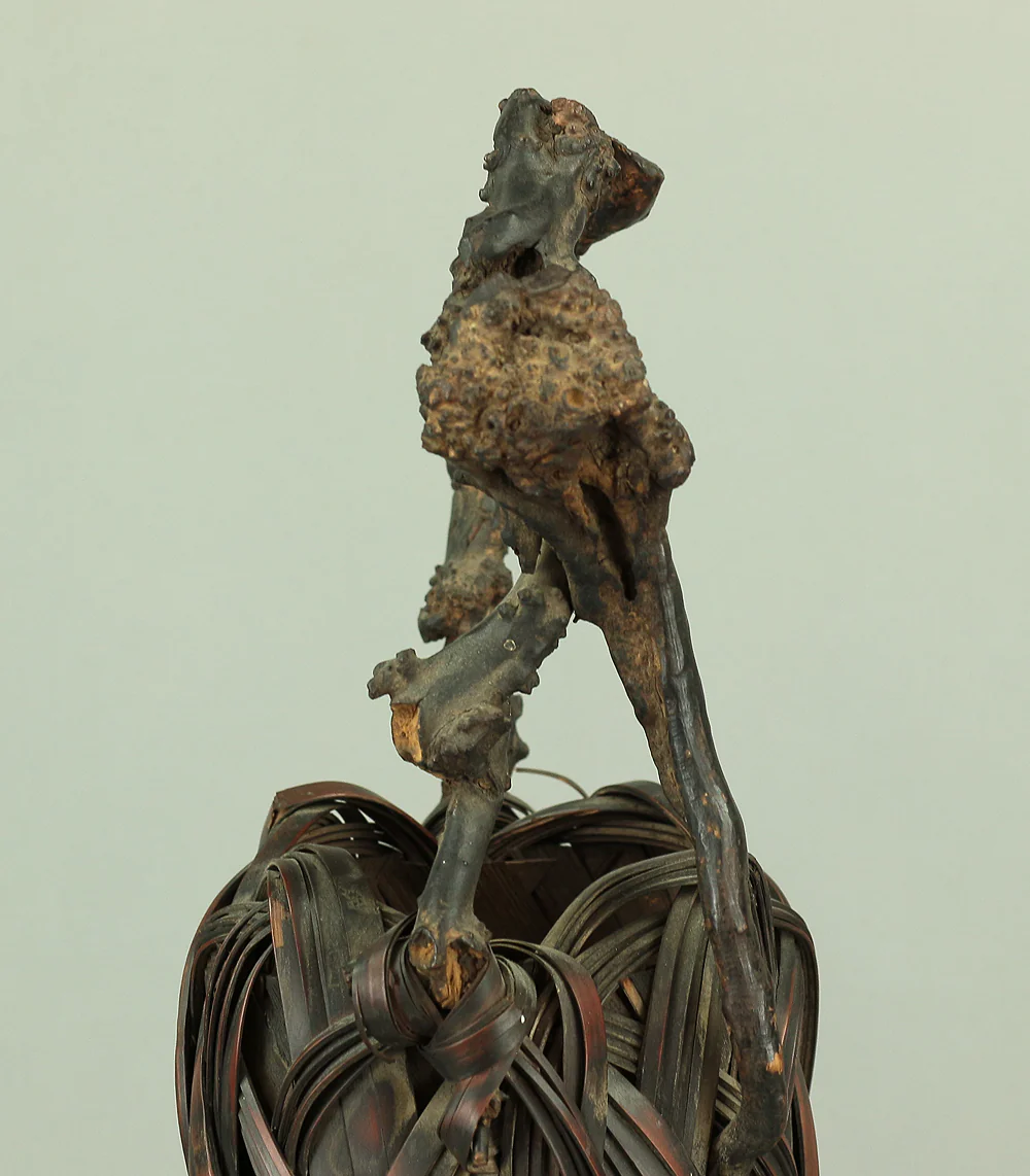 Japanese Elaborately Woven Bamboo Flower Vase with Wooden Handle Basket Hanakago for Ikebana, flower arrangement, Hanaike etc V696 - Image 6