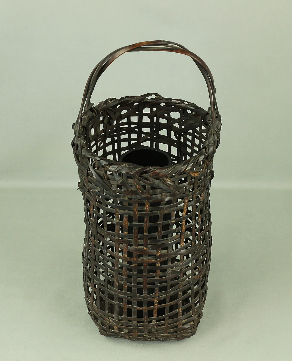 Japanese Woven Bamboo Flower Vase with Handle Basket Hanakago suited in a tea room for Ikebana, flower arrangement, Hanaike, etc V775 - Image 18