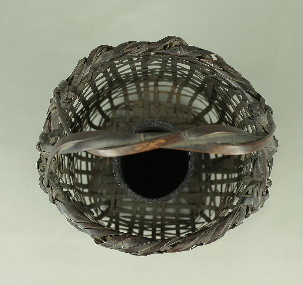 Japanese Woven Bamboo Flower Vase with Handle Basket Hanakago suited in a tea room for Ikebana, flower arrangement, Hanaike, etc V775 - Image 19
