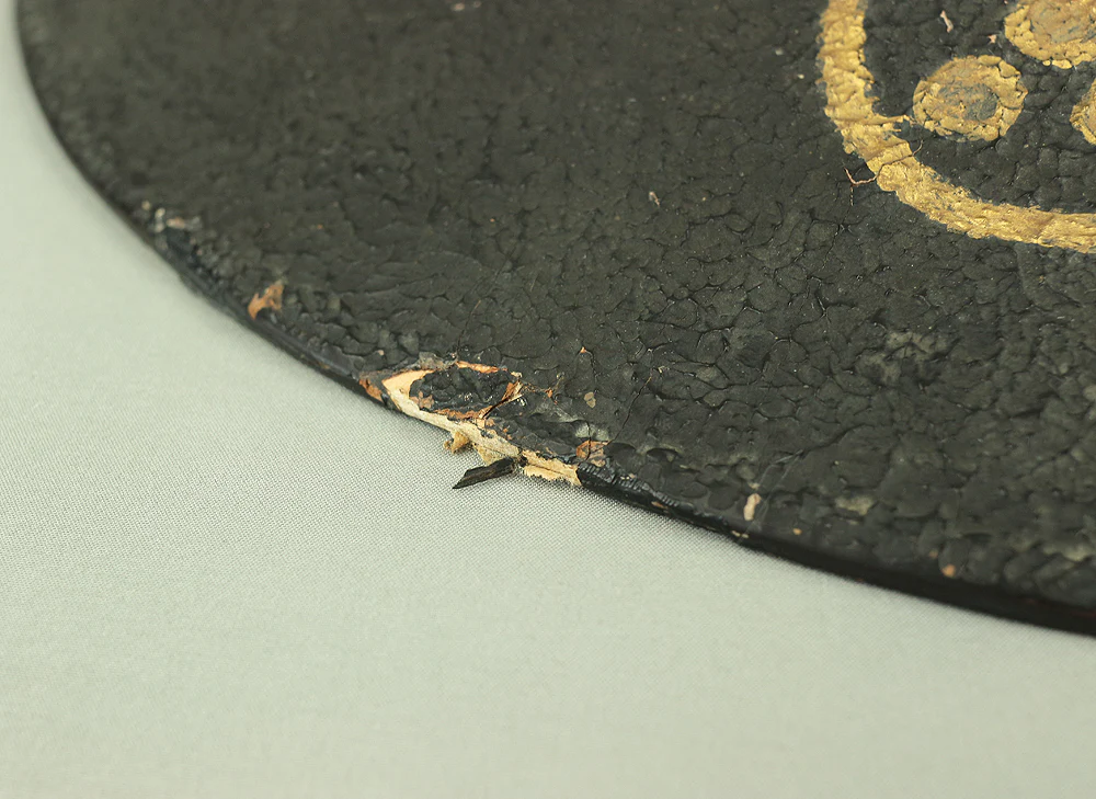 Jingasa Japanese Samurai hat helmet Gold and Black Lacquer Wood Crest of Maruni Nagato Mitsuboshi 'Three Stars and a straight line in Circle Shape' V726 - Image 16