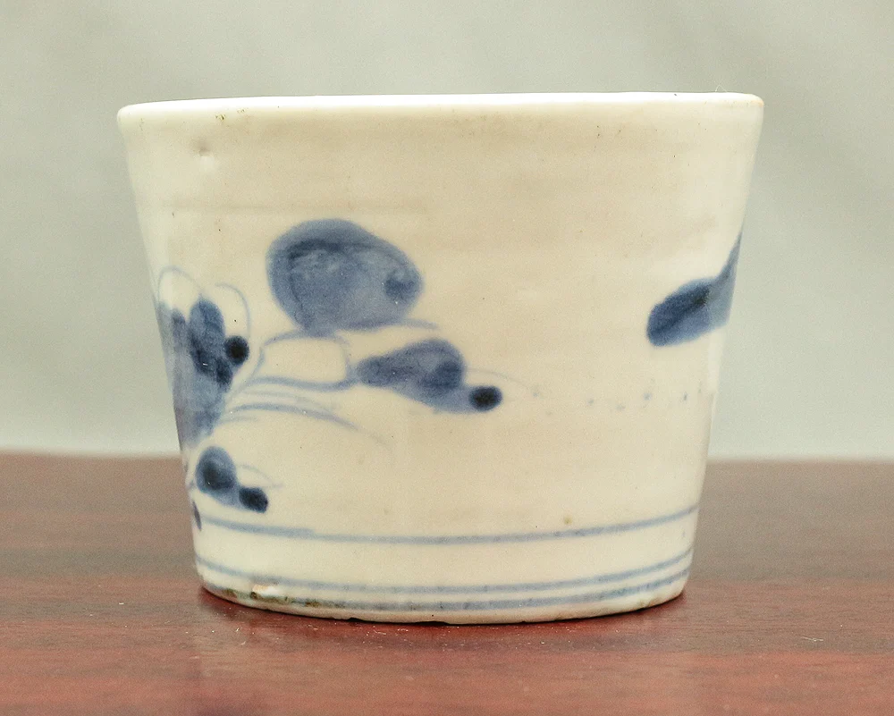 Kintsugi repairing (pottery with a lacquer mixed with gold) Ko-imari Old Imari Sometsuke Soba Choko Cup & Nishiki-de Imari beautiful multi-colored plate V592 - Image 9