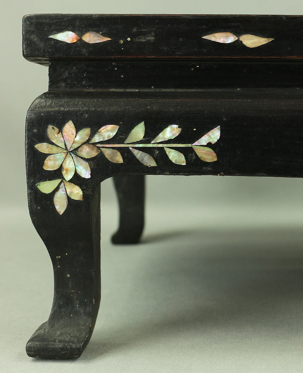 Korean Antique Art decorative Flower stand inlaid Raden, mother of pearl / Moon, Cranes, Pine Tree Scenery design V685 - Image 13