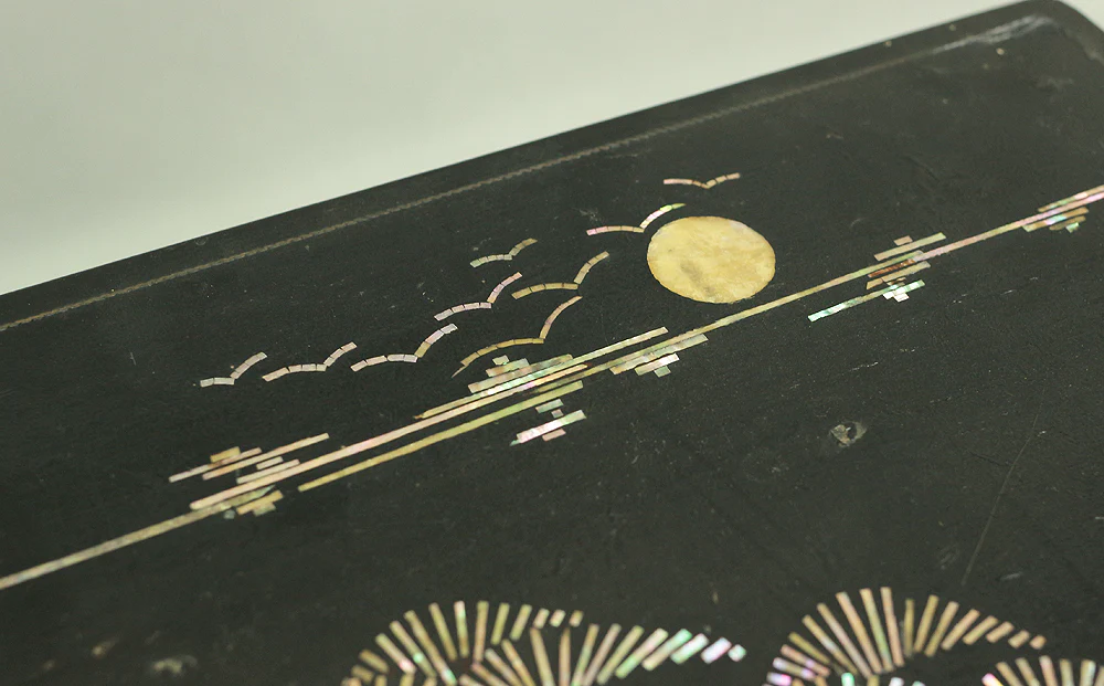 Korean Antique Art decorative Flower stand inlaid Raden, mother of pearl / Moon, Cranes, Pine Tree Scenery design V685 - Image 5