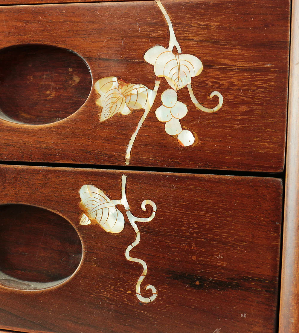 Korean art Cabinet inlaid Raden, mother of pearl Grape design Small Tansu Three Drawers V732 - Image 12