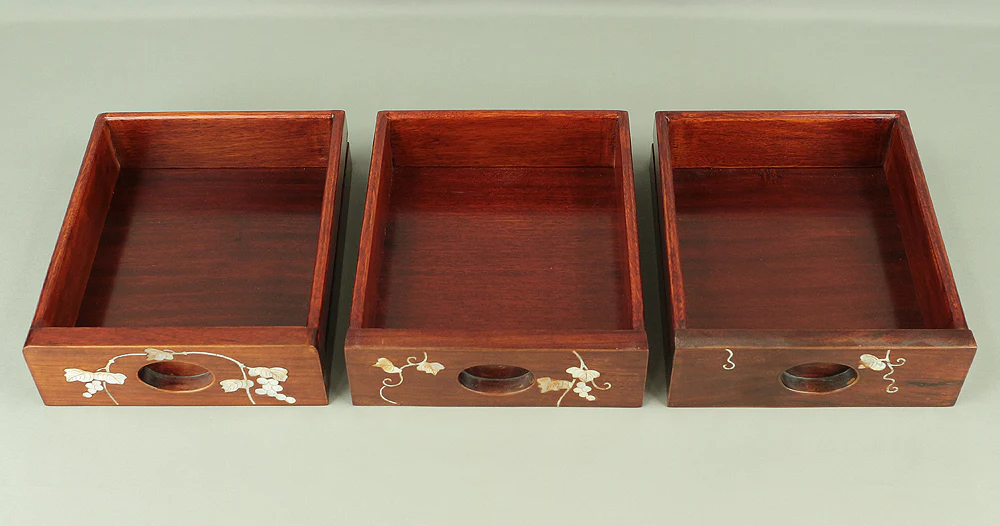 Korean art Cabinet inlaid Raden, mother of pearl Grape design Small Tansu Three Drawers V732 - Image 14