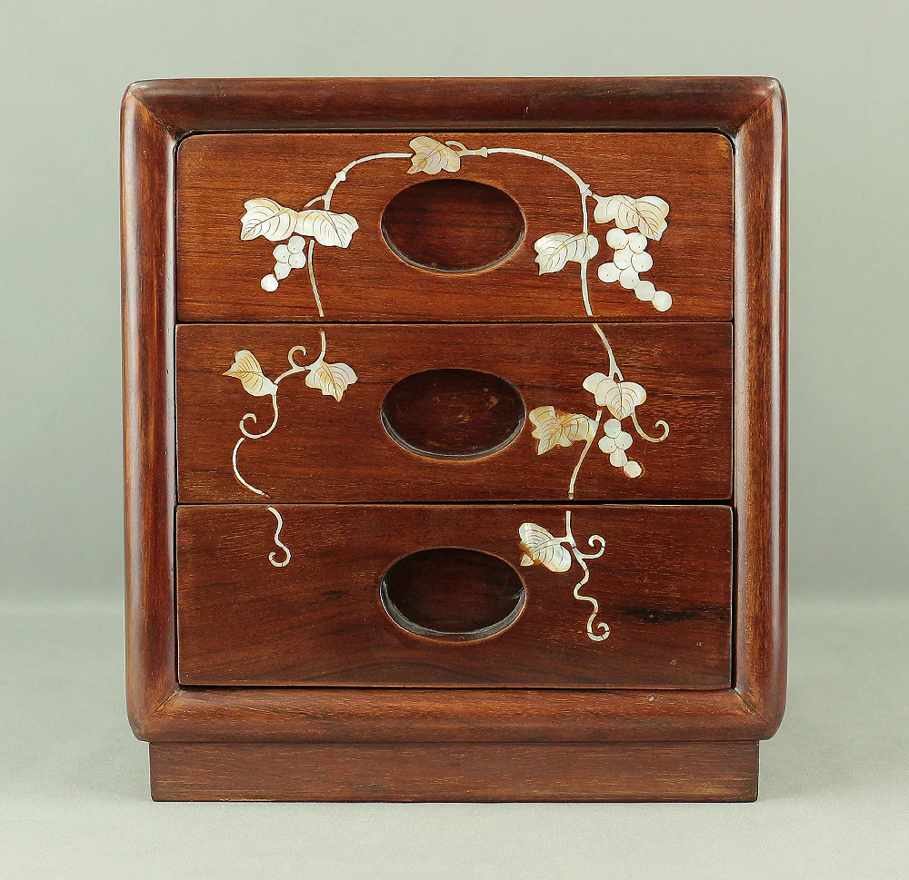 Korean art Cabinet inlaid Raden, mother of pearl Grape design Small Tansu Three Drawers V732 - Image 20