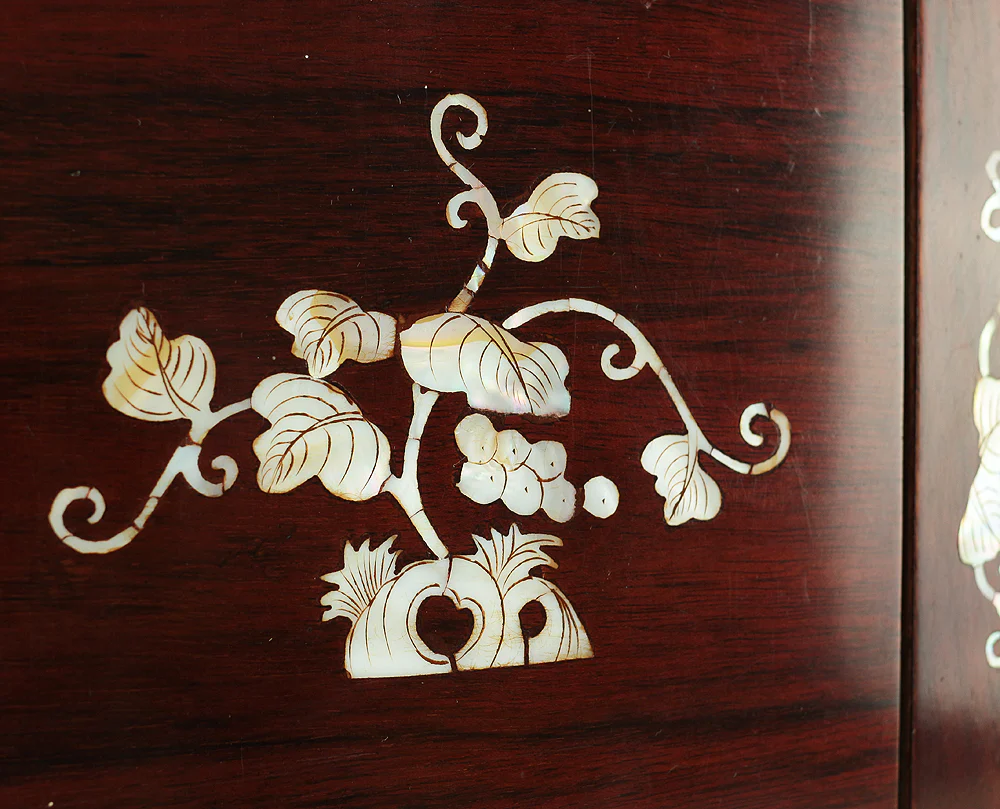 Korean art Cabinet inlaid Raden, mother of pearl Grape design Small Tansu Three Drawers V732 - Image 27