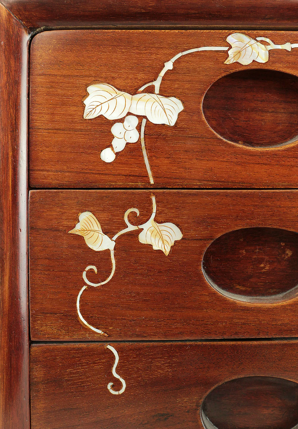 Korean art Cabinet inlaid Raden, mother of pearl Grape design Small Tansu Three Drawers V732 - Image 7