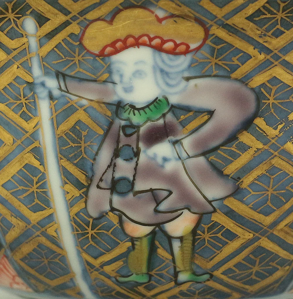 Old Ko-Imari NishikiI Multi-colored bowl with lid designed with Dutchman, Female deer, Dog, and Imperial chrysanthemum crest V587 - Image 27