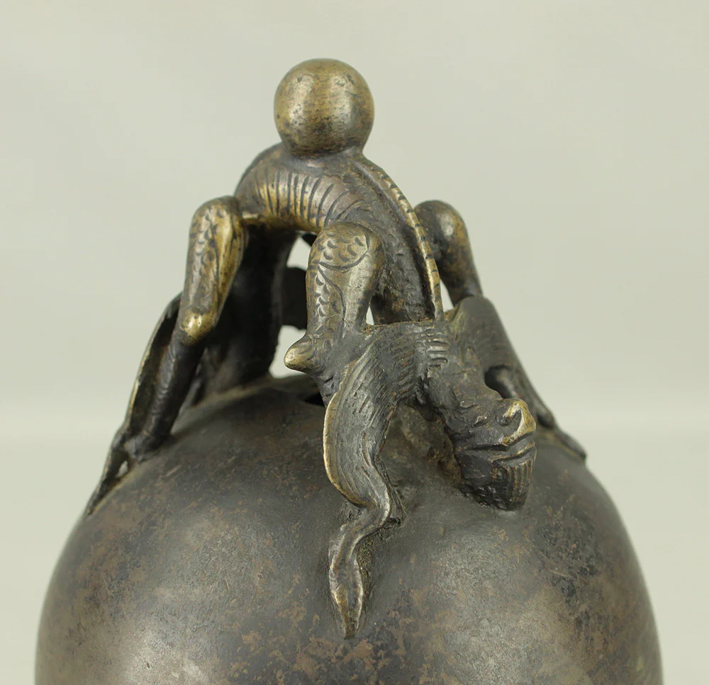 Qing Dynasty Bronze Beast Decorated Temple Bell Hanging Bell Bonsho 20cm 2.5kg with Bell Hammer and Box VA714 - Image 13