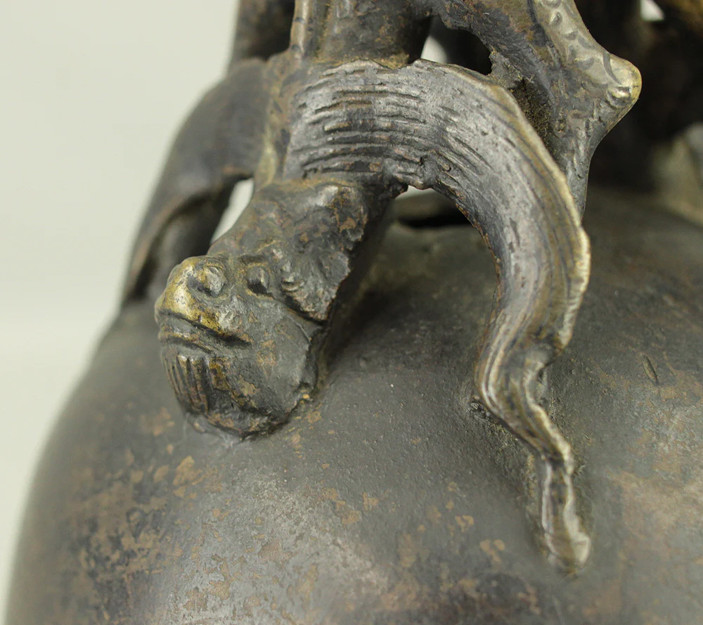 Qing Dynasty Bronze Beast Decorated Temple Bell Hanging Bell Bonsho 20cm 2.5kg with Bell Hammer and Box VA714 - Image 16