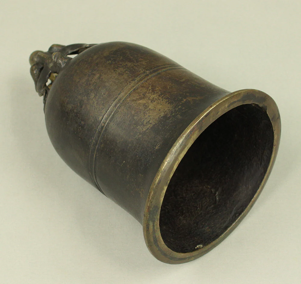 Qing Dynasty Bronze Beast Decorated Temple Bell Hanging Bell Bonsho 20cm 2.5kg with Bell Hammer and Box VA714 - Image 26