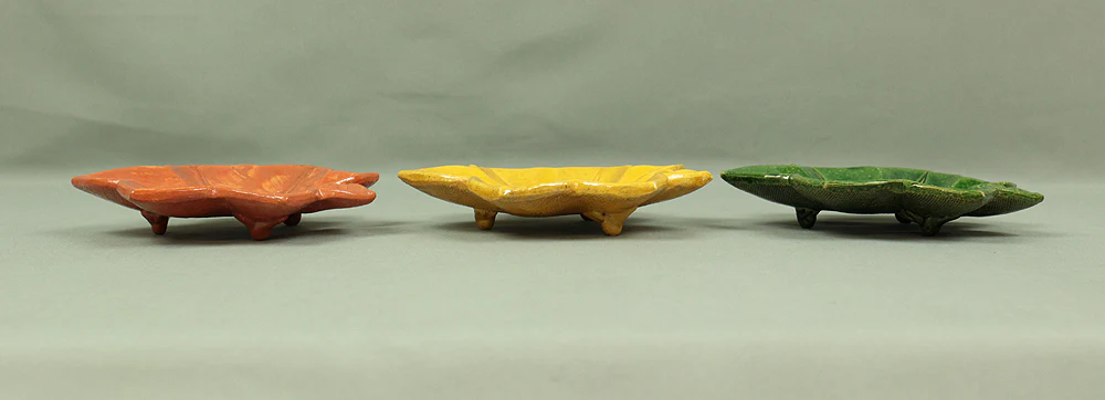 楽焼 RAKU ware Five Colored Plates Maple Leaf design 川崎和楽 KAWASAKI WARAKU Box V362 / Japanese Art Crafts Post-1940 Dish Kiln - Image 14