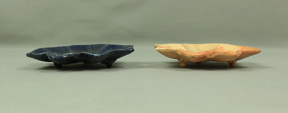 楽焼 RAKU ware Five Colored Plates Maple Leaf design 川崎和楽 KAWASAKI WARAKU Box V362 / Japanese Art Crafts Post-1940 Dish Kiln - Image 4