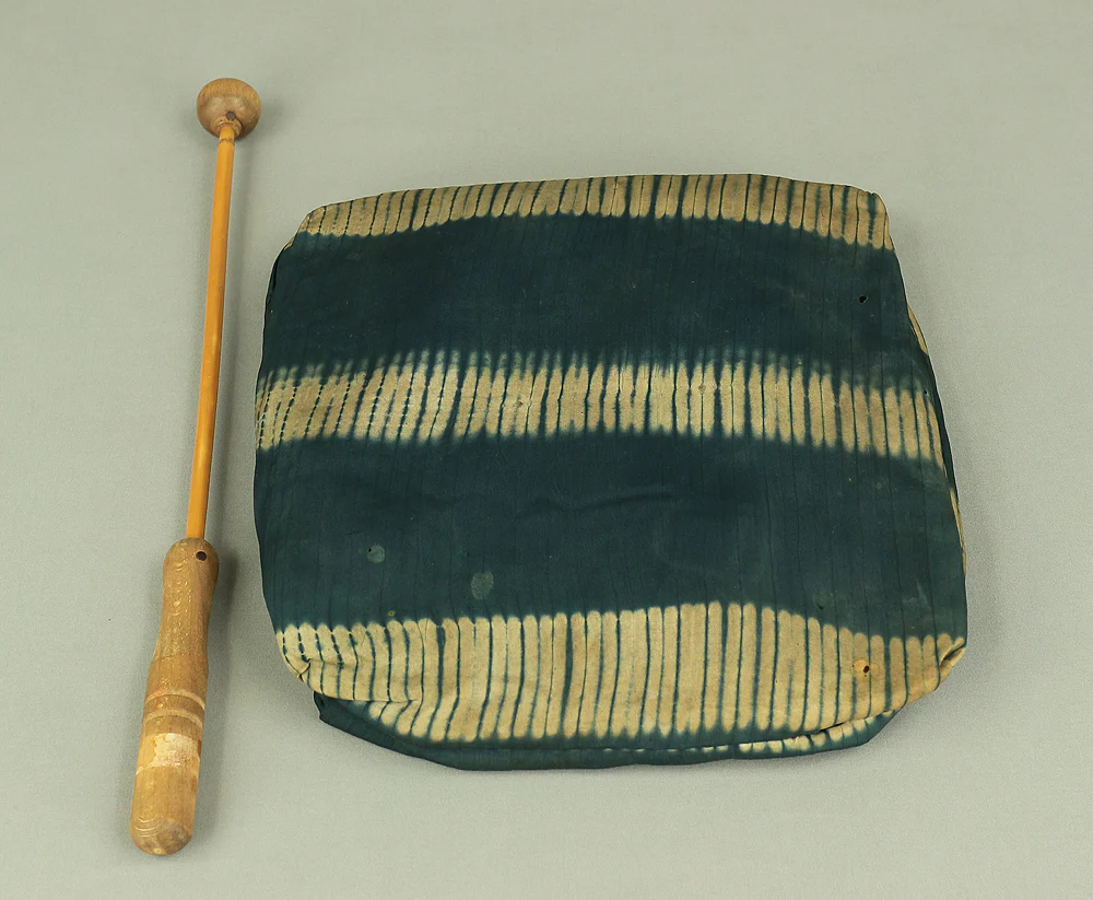 Reversible Mokugyo (Wooden Fish) Fish-shaped wooden temple drum wooden gong with stick & cushion Japanese Buddhist altar fittings - Image 17