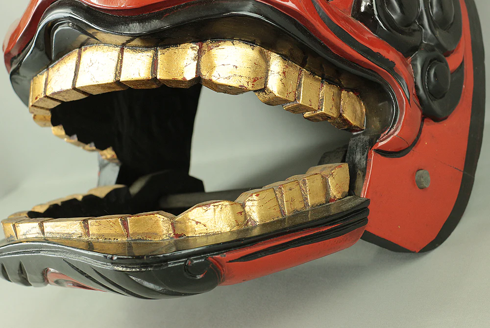 Shishigashira Japanese Old lacquered Gilt with eyes and tooth Shishimai head Mask Kagura Lion head Shinto tool ornament Okimono V708 - Image 20