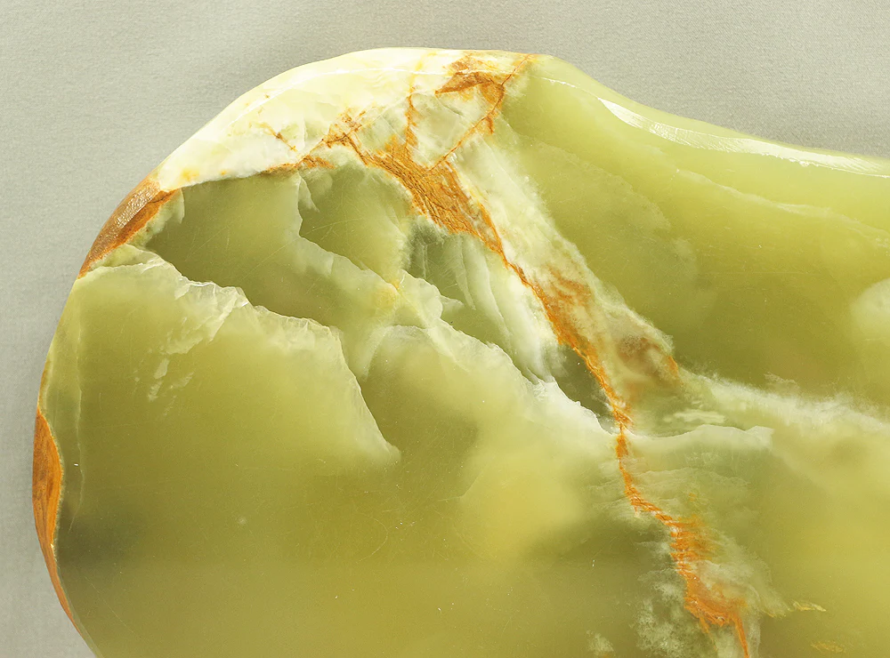 Suiseki - Agate Green Onyx Stone 7.7kg with Onyx Stone Stand VA543 - Image 29