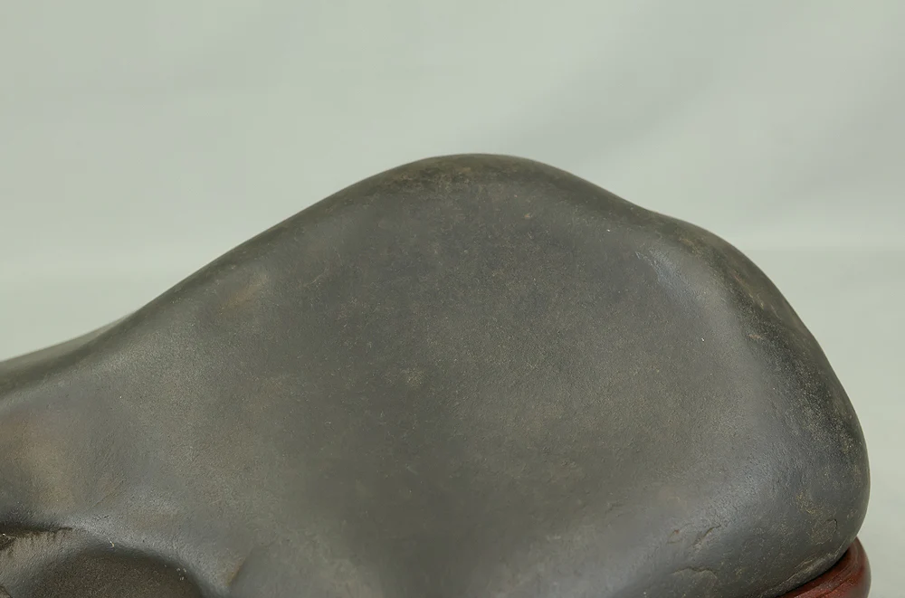 Suiseki Black Stone 4.2kg with Wooden Stand VB107 - Image 14